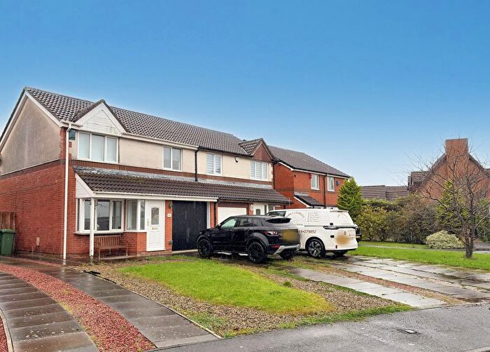 3 Bedroom Semi-Detached House For Sale In Linden Road, Whitley Bay, NE25
