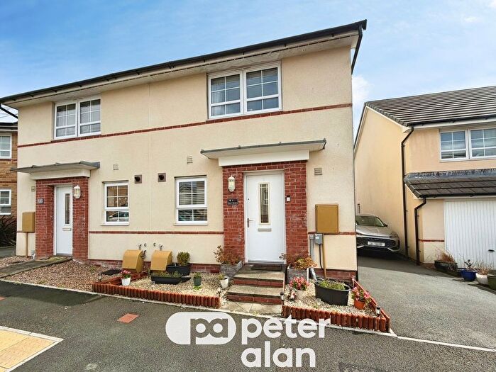 3 Bedroom Semi-Detached House For Sale In Maes Y Rhedyn, Bridgend, CF31