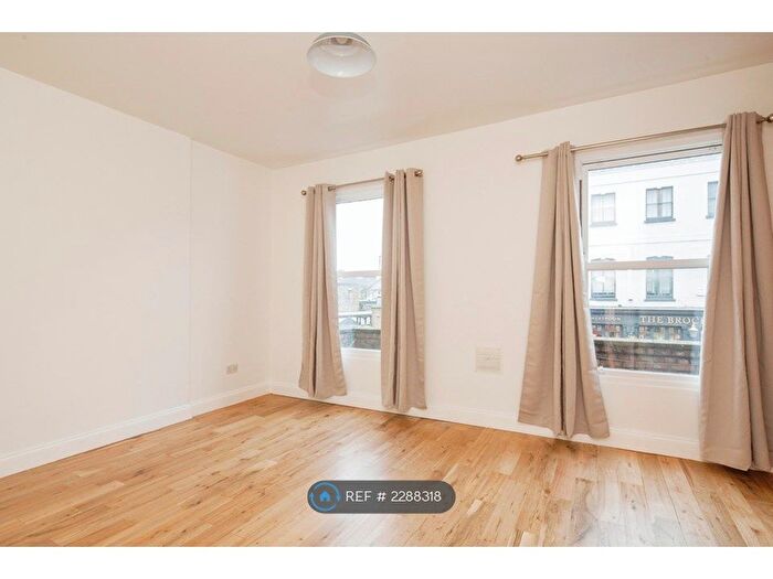 2 Bedroom Flat To Rent In Brockley Road, London, SE4