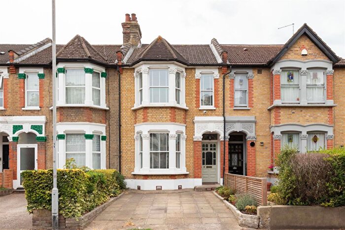3 Bedroom Terraced House For Sale In Vicarage Road, Leyton, E10