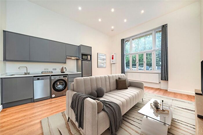 2 Bedroom Flat To Rent In Ennismore Gardens, South Kensington, SW7