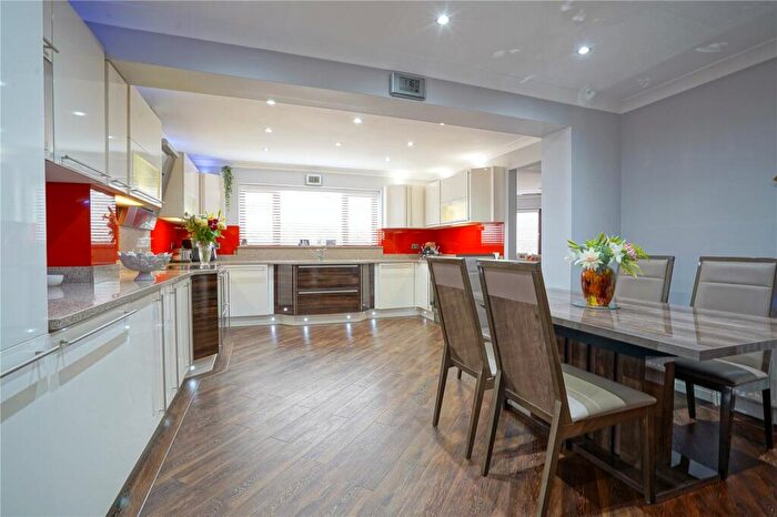 4 Bedroom Detached House For Sale In Allott Close, Ravenfield, Rotherham, South Yorkshire, S65