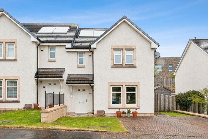 3 Bedroom Semi-Detached House For Sale In Templehill View, Bearsden, G61