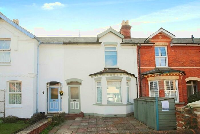 2 Bedroom Flat To Rent In Thames Avenue, Pangbourne, Reading, Berkshire, RG8