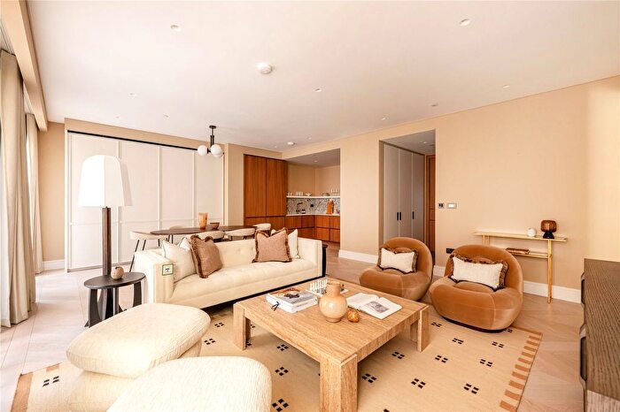 1 Bedroom Flat For Sale In Carrington Street, Mayfair, London, W1J