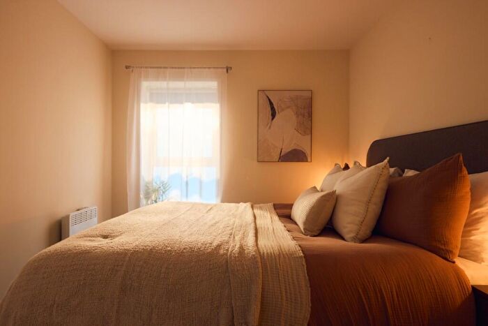 1 Bedroom Apartment To Rent In Lower Essex Street, Birmingham, B5