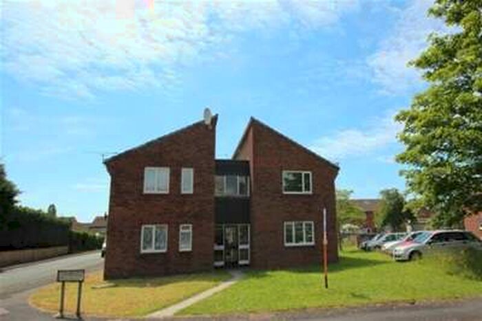 Flat To Rent In Stonebridge, Clevedon, BS21