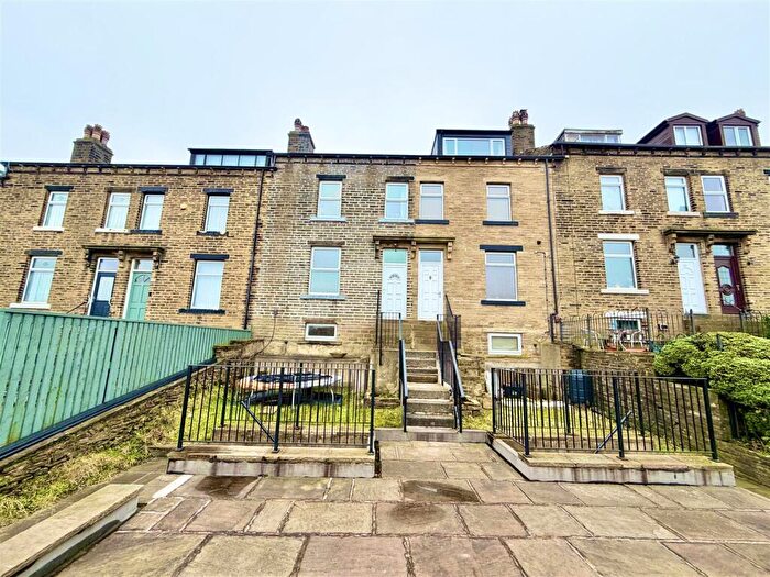 3 Bedroom Terraced House For Sale In , Savile Park St, Halifax, HX1