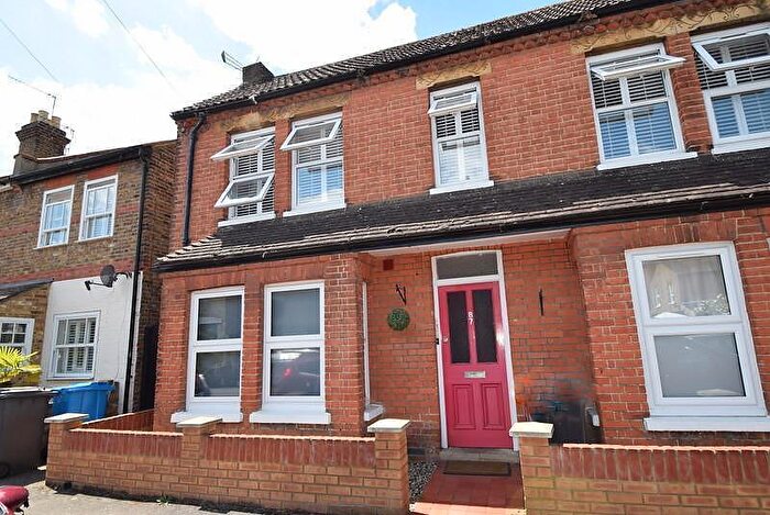 1 Bedroom Apartment For Sale In Bourne Avenue, Windsor, Berkshire, SL4