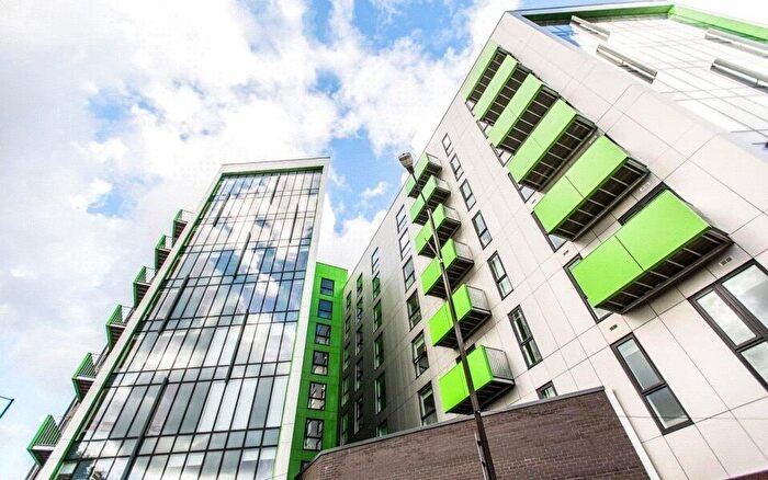 2 Bedroom Apartment For Sale In Eastbank Tower, Great Ancoats Street, Manchester, M4