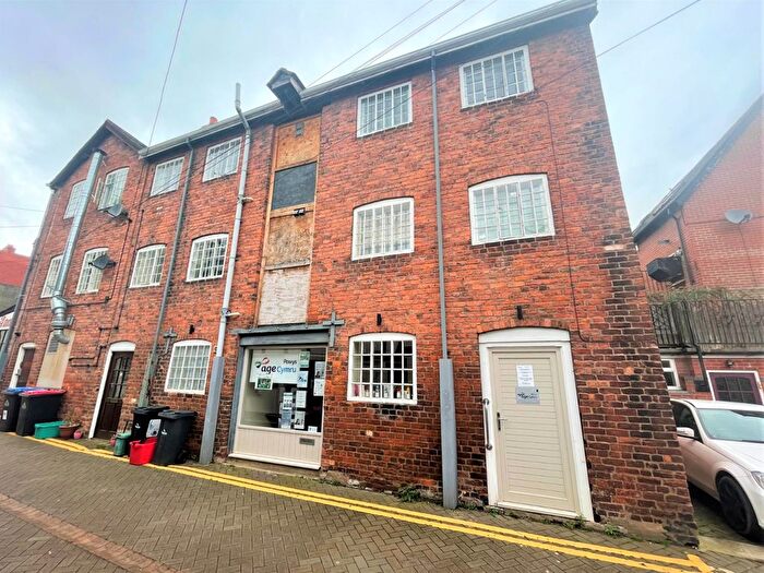 1 Bedroom Flat To Rent In Flat Warehouse, Parkers Lane, Newtown, Powys, SY16