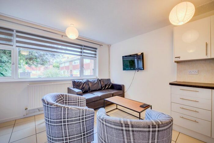 5 Bedroom Property To Rent In St. Dunstans Close, Canterbury, CT2