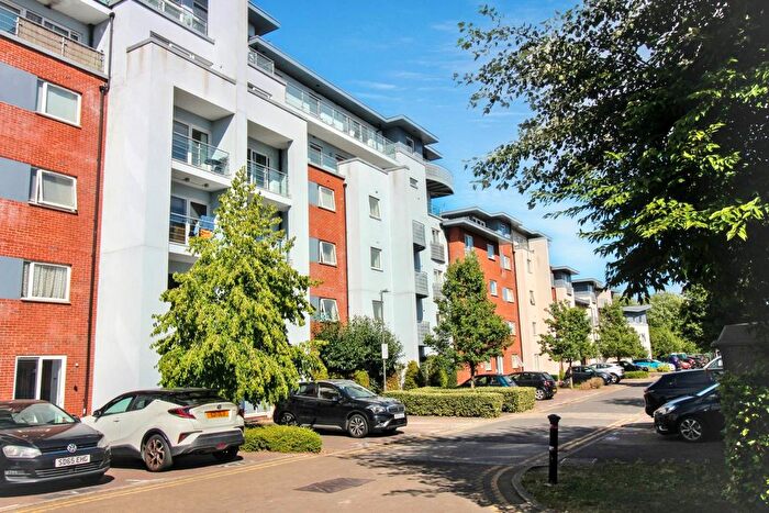 1 Bedroom Flat To Rent In Stanton House Coxhill Way, Aylesbury, HP21