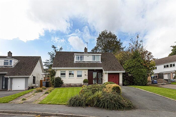 4 Bedroom Detached House For Sale In Edgerton Green, Edgerton, Huddersfield, HD1