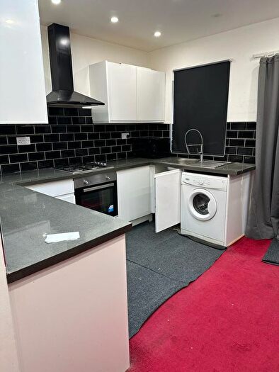 7 Bedroom Terraced House To Rent In Orwell Road, London, E13