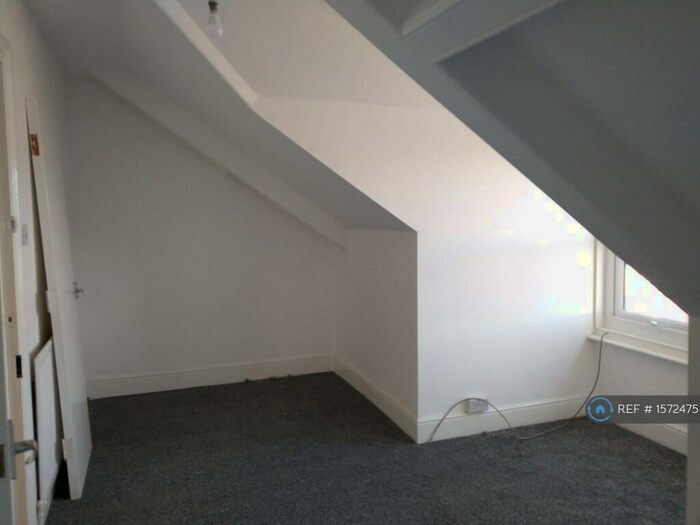 1 Bedroom Flat To Rent In Kayll Road, Sunderland, SR4