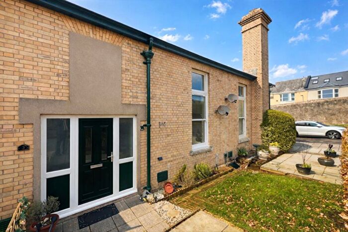 2 Bedroom House To Rent In The Millfields, PL1