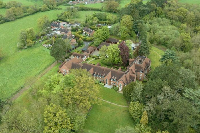 2 Bedroom Flat For Sale In Lea End Lane, Birmingham, B38