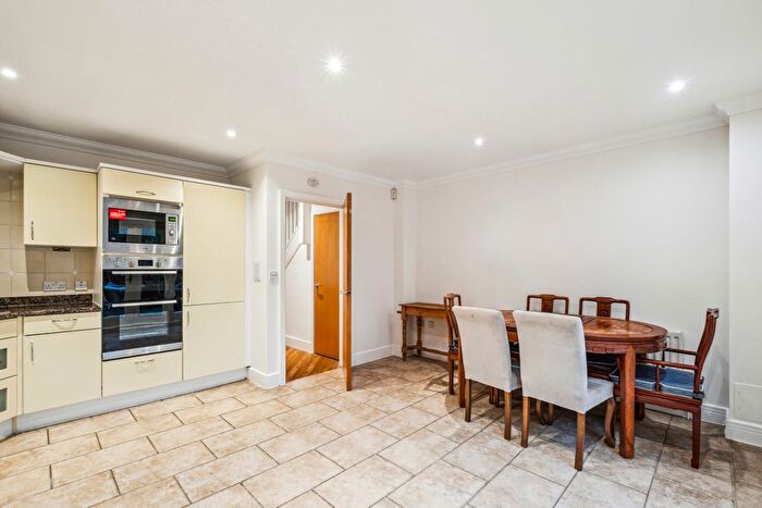 4 Bedroom Terraced House To Rent In Bective Place, Putney, SW15
