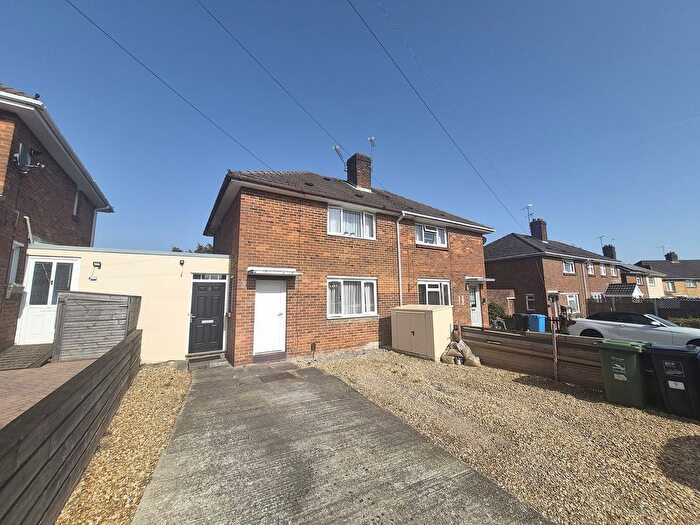 2 Bedroom Semi Detached House For Sale In Methuen Road, Waterloo, Poole, BH17