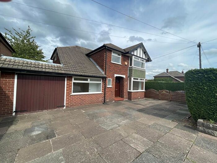 4 Bedroom Detached House To Rent In Meadway, Bramhall, Stockport, SK7