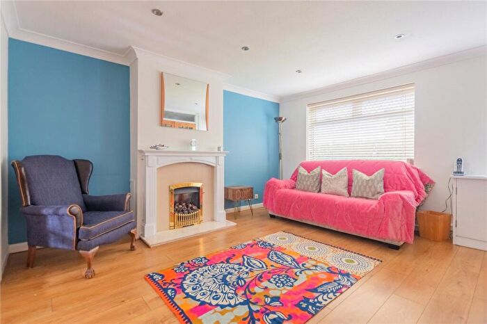 3 Bedroom Semi-Detached House For Sale In Higher Lomax Lane, Heywood, Greater Manchester, OL10