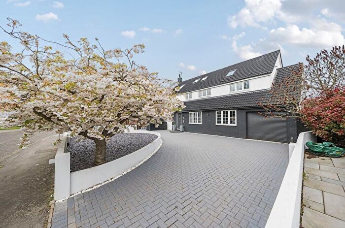 6 Bedroom Detached House To Rent In Godfrey Way, Dunmow, Essex, CM6