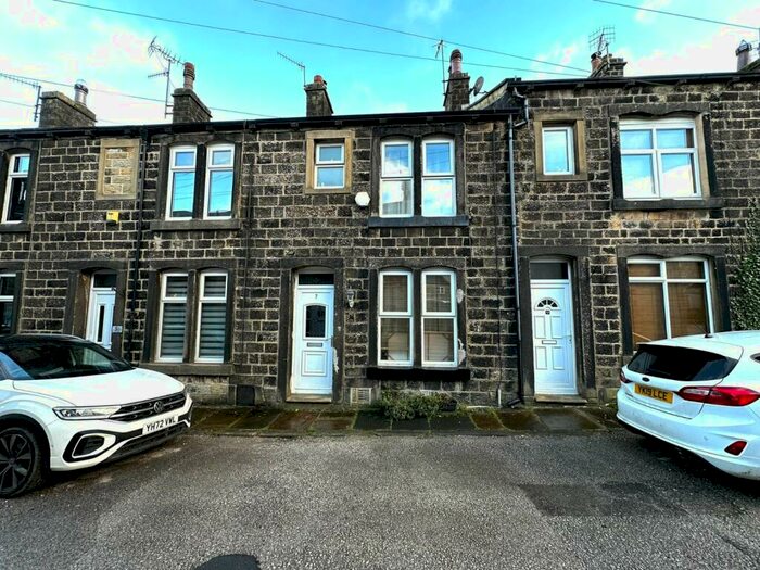 Terraced House To Rent In Woodland Street, Cowling, Keighley, BD22