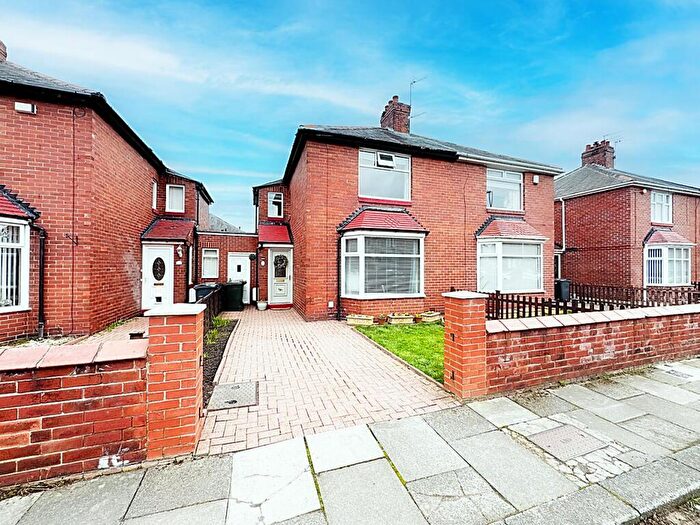 2 Bedroom Semi Detached House For Sale In Cresswell Road, Wallsend, NE28