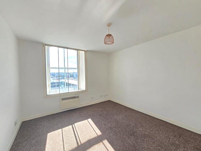 1 Bedroom Flat For Sale In Trinity Quay, City Centre, Aberdeen, AB11