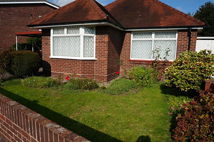 2 Bedroom Bungalow To Rent In Pycroft Close, Sholing, Southampton, SO19