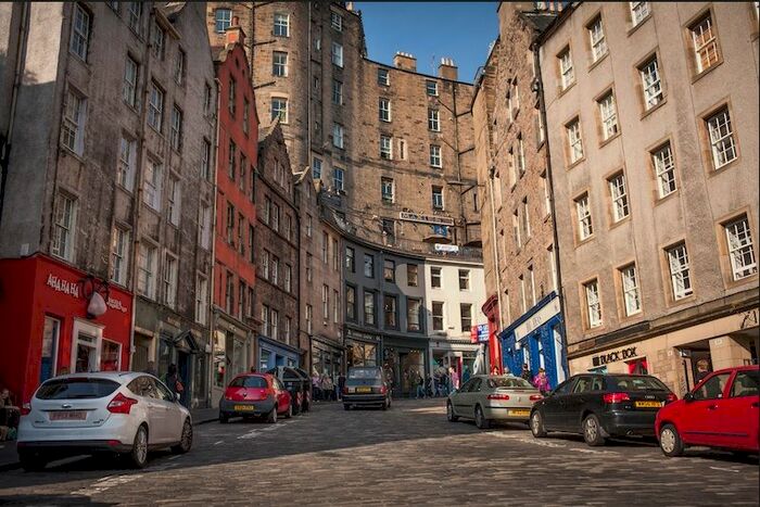 2 Bedroom Flat To Rent In , West Bow, Edinburgh, EH1