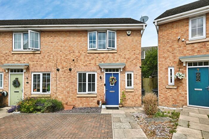 3 Bedroom End Of Terrace House For Sale In The Timber Way, Birmingham, B34