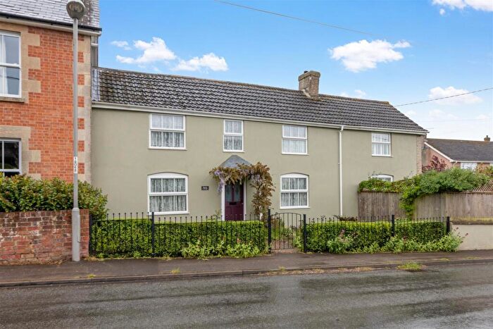 3 Bedroom Semi Detached House For Sale In Glue Hill, Sturminster Newton, DT10