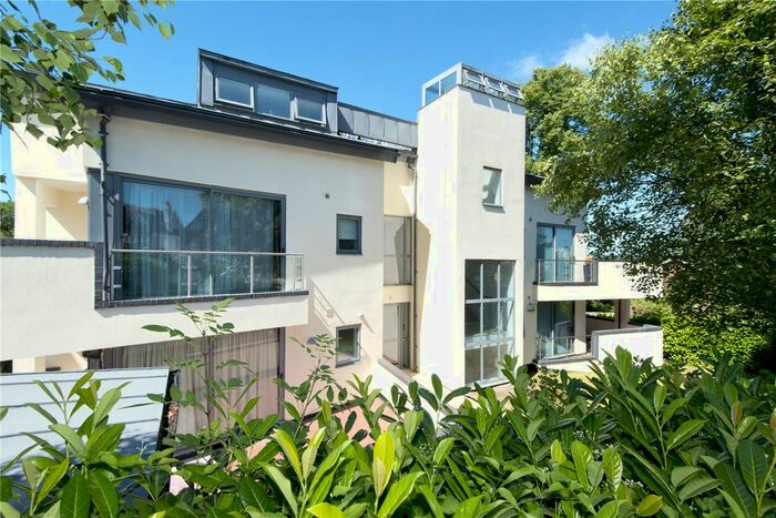 2 Bedroom Flat To Rent In The Pinnacle, Granville Road, Sevenoaks, Kent, TN13