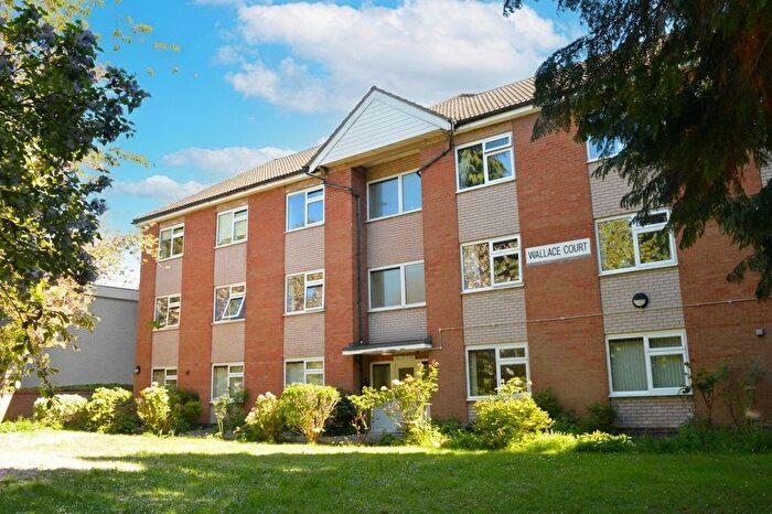 2 Bedroom Flat For Sale In Wallace Court, Stoneygate, Leicester, LE2