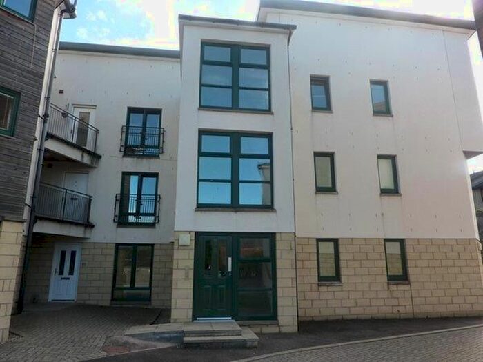 2 Bedroom Flat To Rent In Market Place, Forfar, DD8