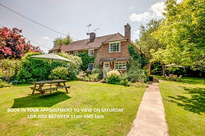 3 Bedroom Semi-Detached House For Sale In Hale Road, Wendover, HP22