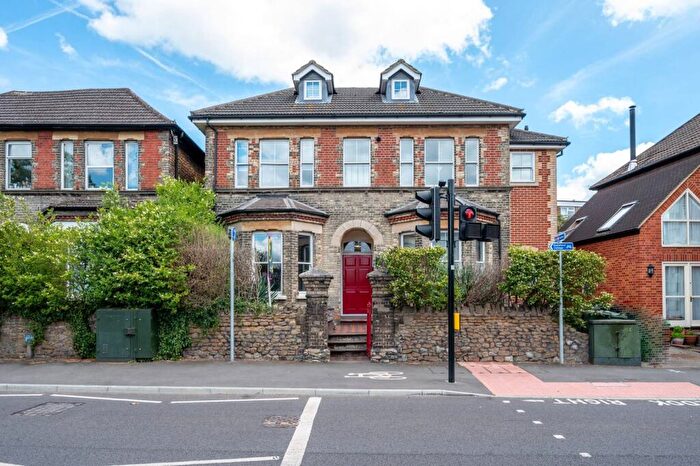 1 Bedroom Flat For Sale In Pavilion House, Guildford, GU1