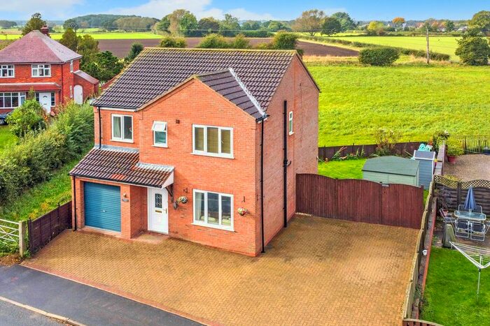 4 Bedroom Detached House For Sale In Selby Road, Wistow, Selby YO8