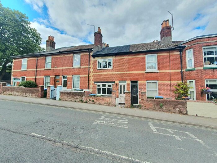 3 Bedroom Terraced House For Sale In Osborn Road, Fareham, PO16