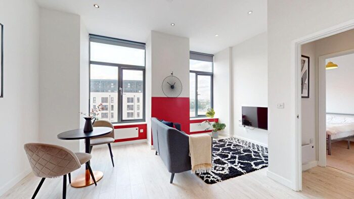 3 Bedroom Flat To Rent In Goodman Street, Leeds, LS10