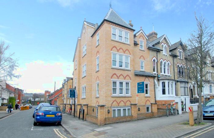 1 Bedroom Apartment To Rent In Western Road, Oxford, OX1