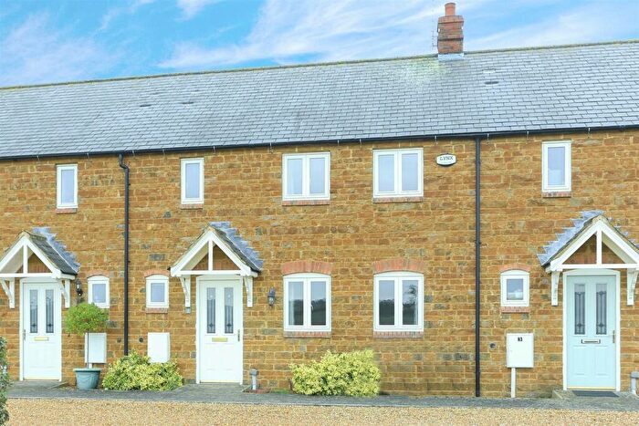 2 Bedroom Terraced House To Rent In Manor Farm Court, Drayton, LE16