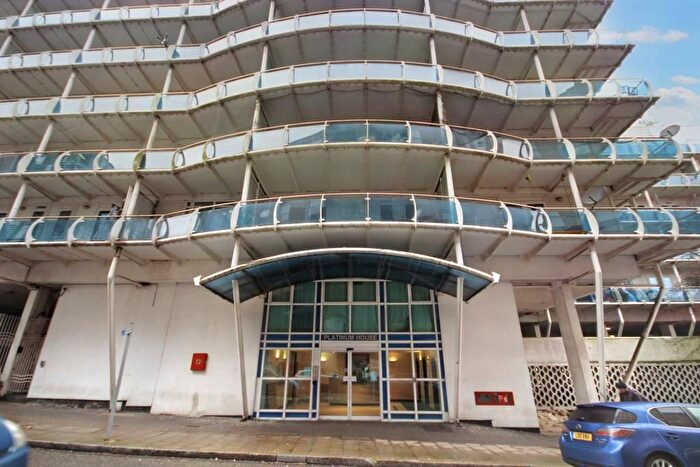 2 Bedroom Flat To Rent In Lyon Road, Harrow, HA1