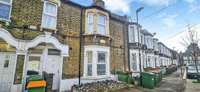 2 Bedroom Flat For Sale In Carson Road, Canning Town, E16