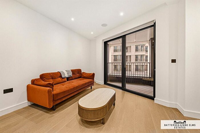 2 Bedroom Flat To Rent In Linear Place, Nine Elms, SW11
