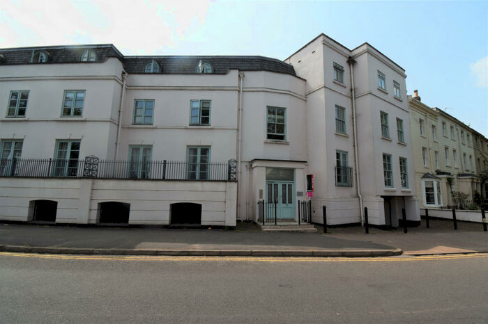 2 Bedroom Apartment To Rent In William Thomas House, Warwickshire, CV32