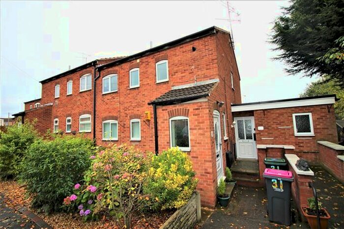 2 Bedroom Flat For Sale In Collingham Road, Swallownest, Sheffield, S26