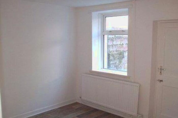 2 Bedroom Property To Rent In Gelligaled Road, Ystrad, Pentre CF41